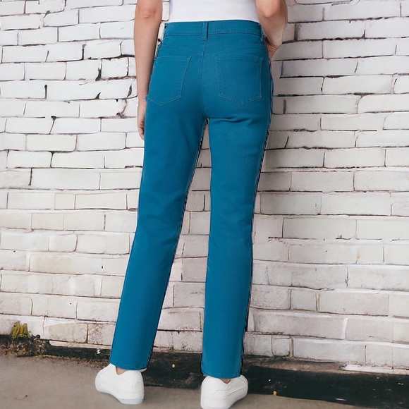 COPY - Gloria Vanderbilt Jeans (5824) - Picture 2 of 10